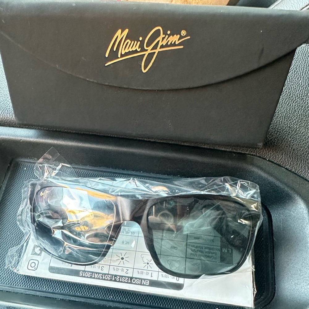 Brand New!!  Maui Jim Sunglasses